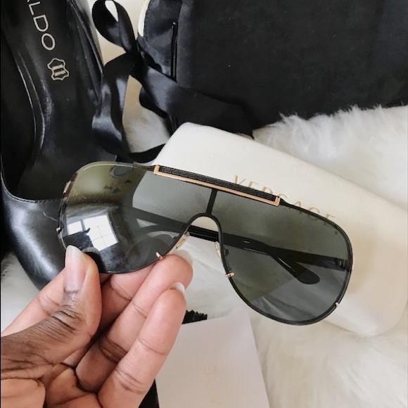 Authentic Versace Sunglasses - Picture 2 of 7